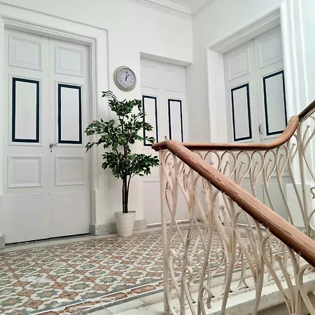 Hostel On Sliema