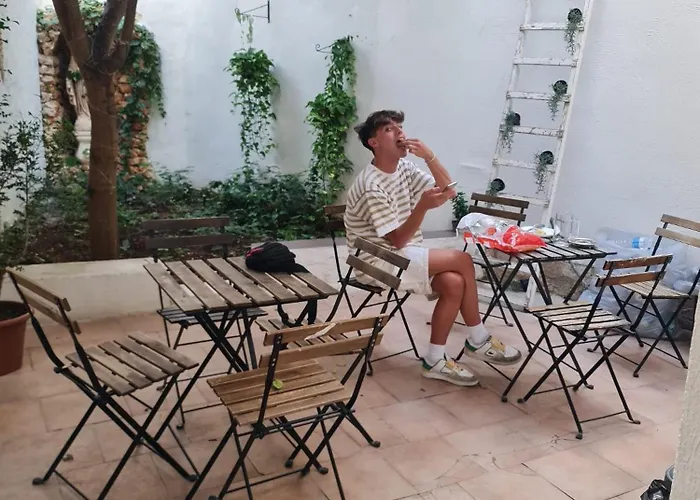 On Auberge de jeunesse Sliema