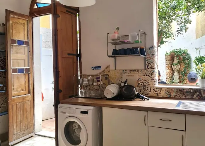 Hostel On Sliema