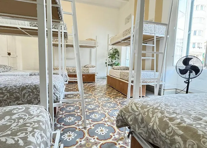 On Auberge de jeunesse *